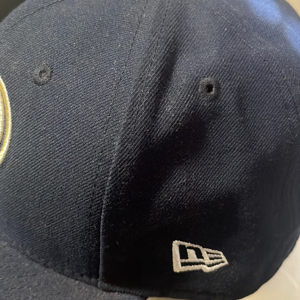 Hat - Picture 3 of 4